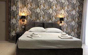 Dante 3 Guesthouse By Apulia Accommodation